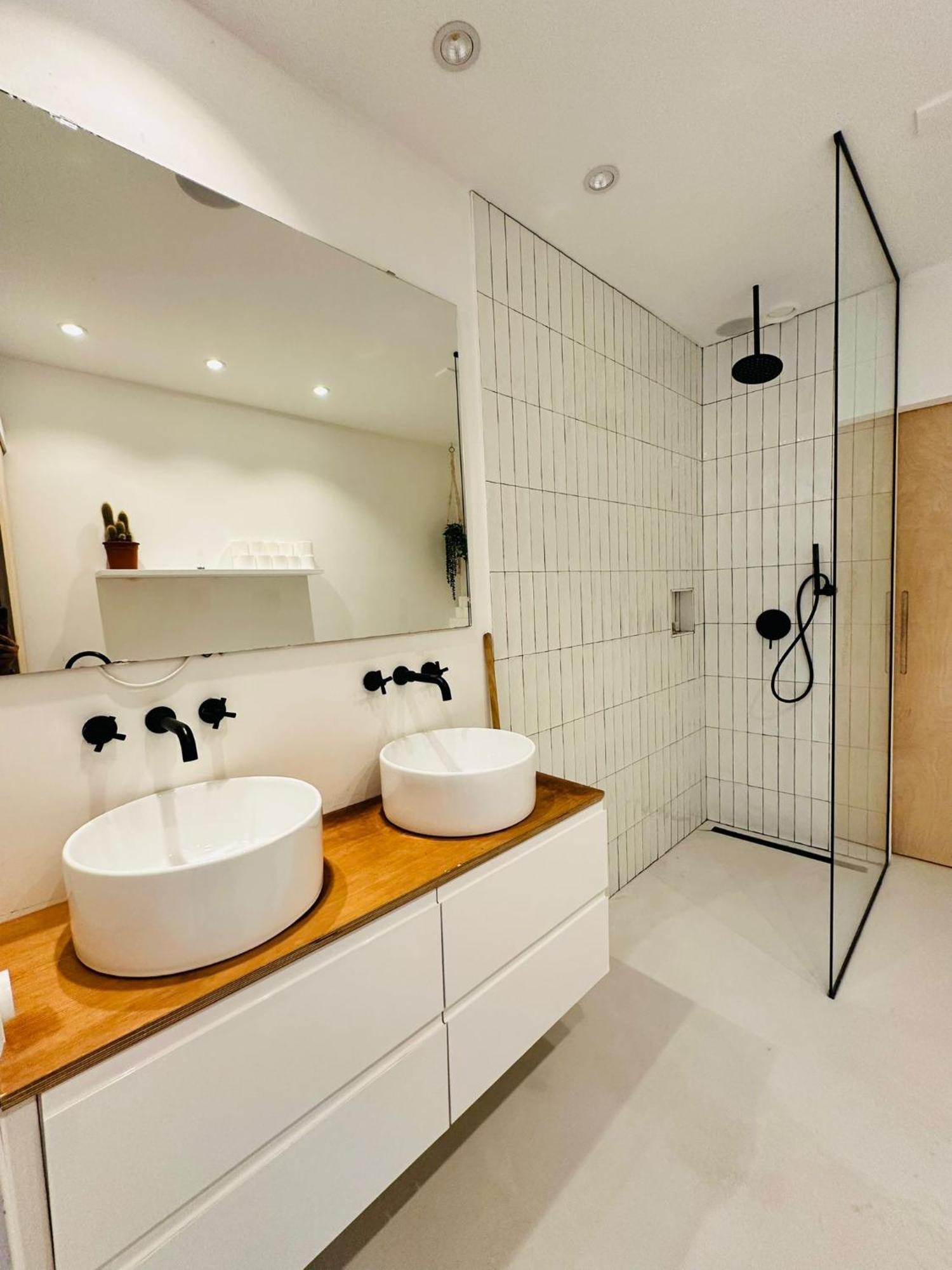 Luxury - Lounge *